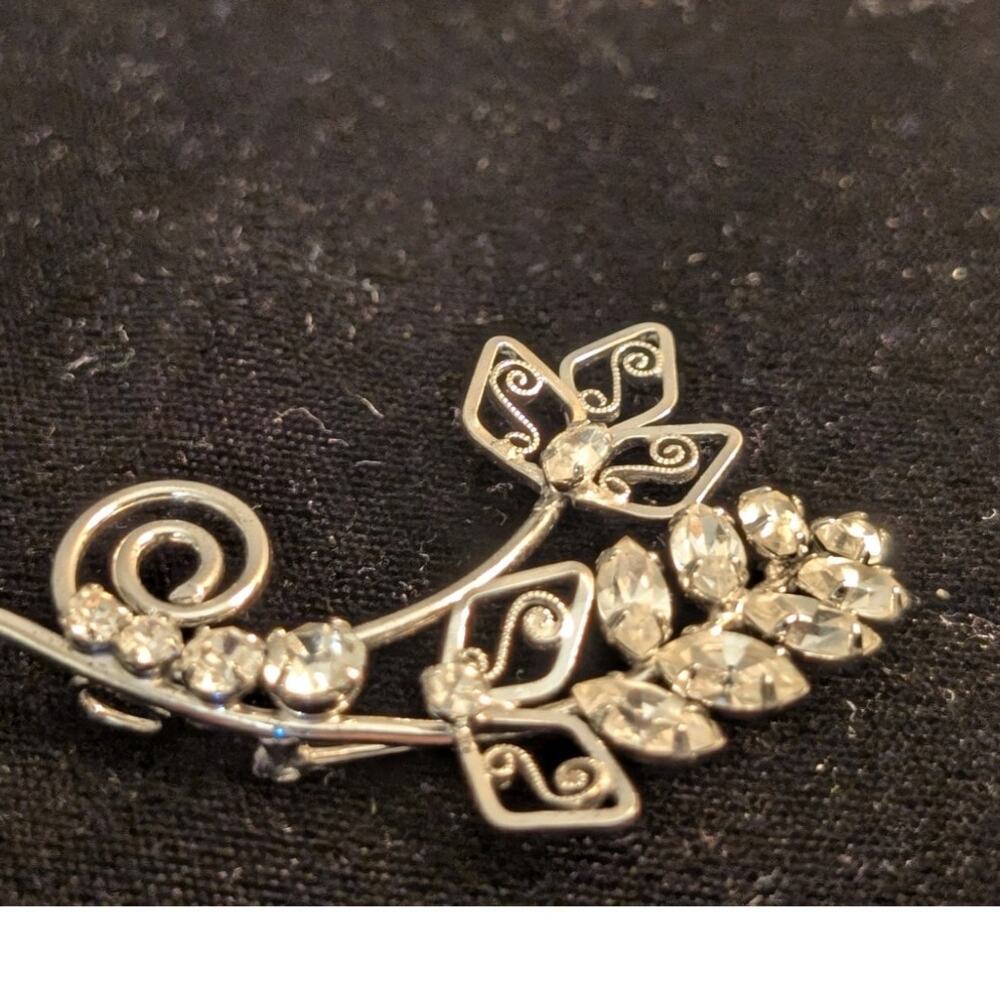 Vintage Tru Kay Sterling Marquis Cut Rhinestone Leaf Scroll Brooch/Pendant View 2